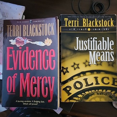 Terri Blackstock Lot Of 2 Books Novels Justifiable Means Evidence Of Mercy