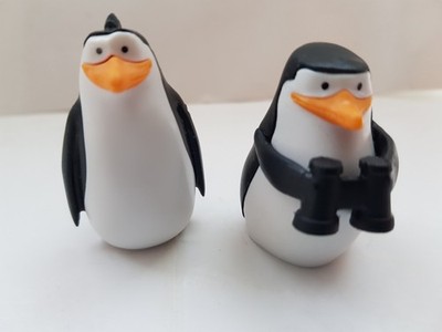 2 Pinguin Figuren  aus der Reihe Dairy 4 Fun-Serie von 2020-ähnlen  Madagascar