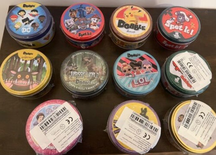 Asmodee | Dobble | Juego de cartas | Edades 6+ | 2-8 jugadores | 15 minutos de tiempo de juego Reino Unido