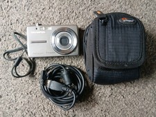 Olympus FE-230 Compact Digital Camera In Case Working ( No Charger )