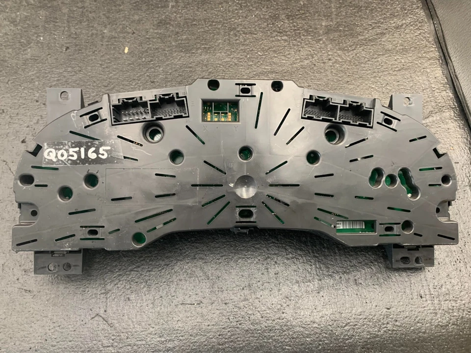 *Приборная панель спидометра 2008 Jeep Liberty 3,7 л 104 013 миль - Изображение 2 из 3