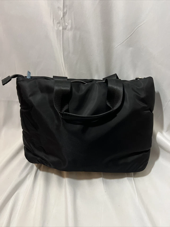 Bolso mensajero Aria negro Urban Expressions para mujer Foto 4 de 4