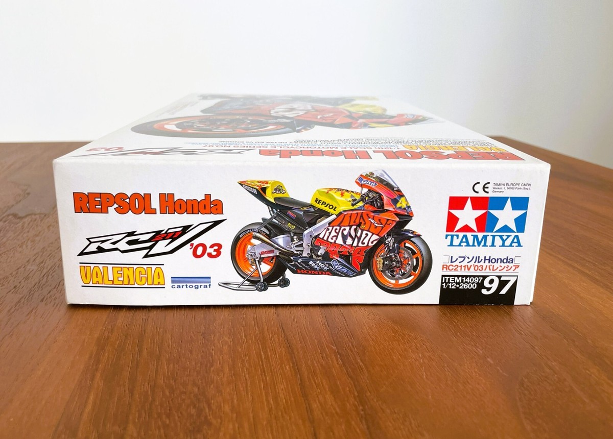 タミヤ1/12ホンダ  ポンス RC211V &#39;03 Team Honda Pons RC211V '03, Tamiya 14095 (2003)