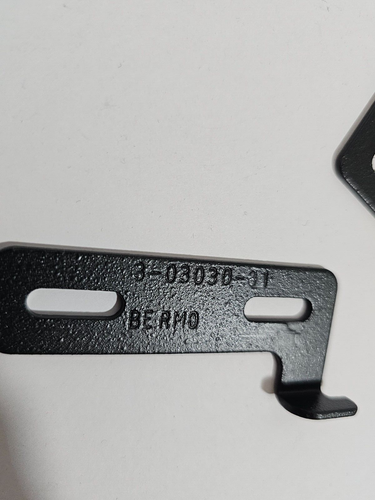 Adic 3-03030-01 3-03031-01 Tape Library Left and Right Bracket ML6000 3576-L5B - Picture 3 of 3