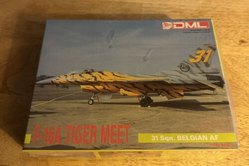 DML F-16A Tiger Meet Model Kit 1:144 Scale 31 Sqn. Belgian AF #4553 New/Sealed - Afbeelding 1 van 3