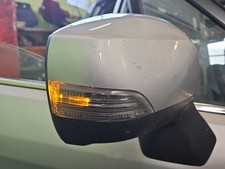 Retroviseur droit (ou coque) Subaru FORESTER