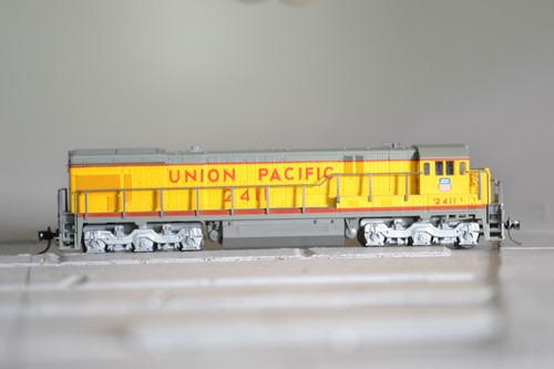 88474 Escala N KATO MOTOR DC UP UNION PACIFIC C30-7 | Condition: Used