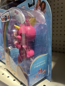 Fingerlings Skye the Baby Unicorn Pink Toy R Us Exclusive By Wowwee