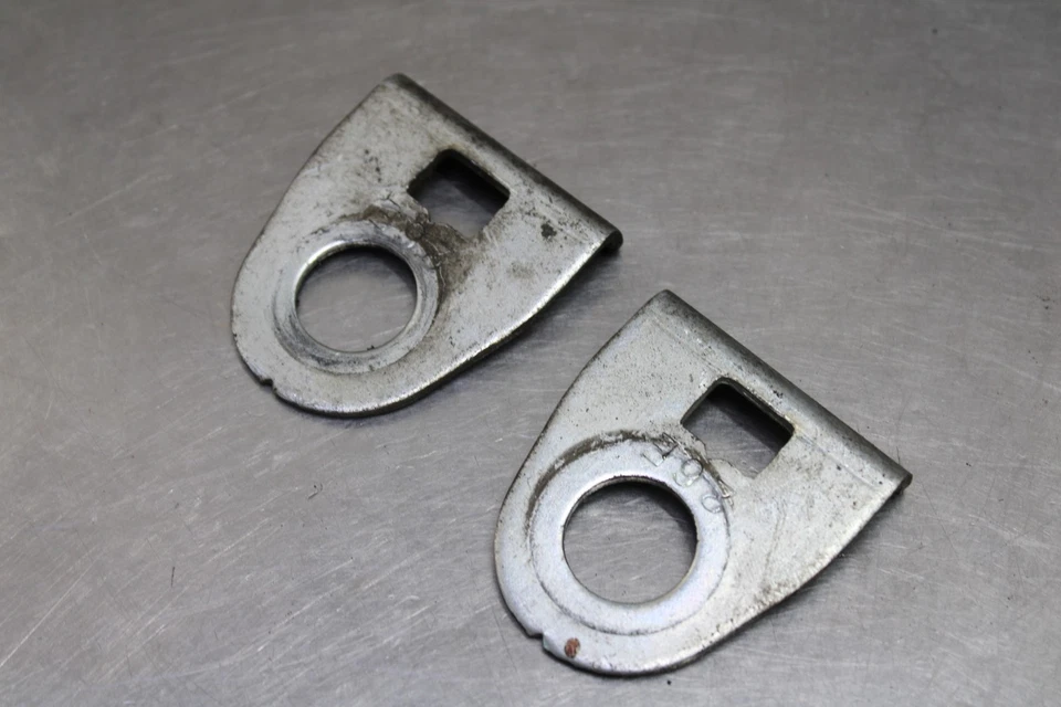 96-03 SUZUKI BANDIT 600 SWINGARM CHAIN TENSIONER ADJUSTMENT BRACKETS - Image 2 of 4