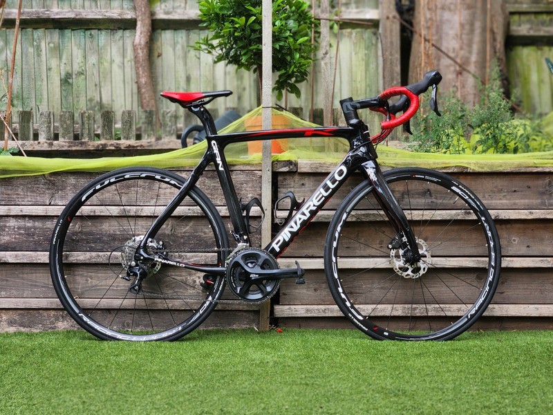 £1,249! FULL CARBON PINARELLO GAN DISK | 11sp 105 HYD DISC ROAD BIKE 54cm MEDIUM