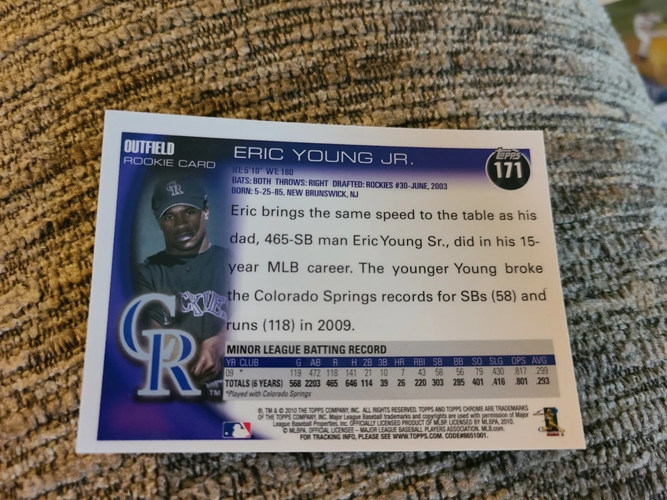 Eric Young Jr 2010 Topps Chrome Rookie Baseball Card NM/MT #171 - Image 2 of 2