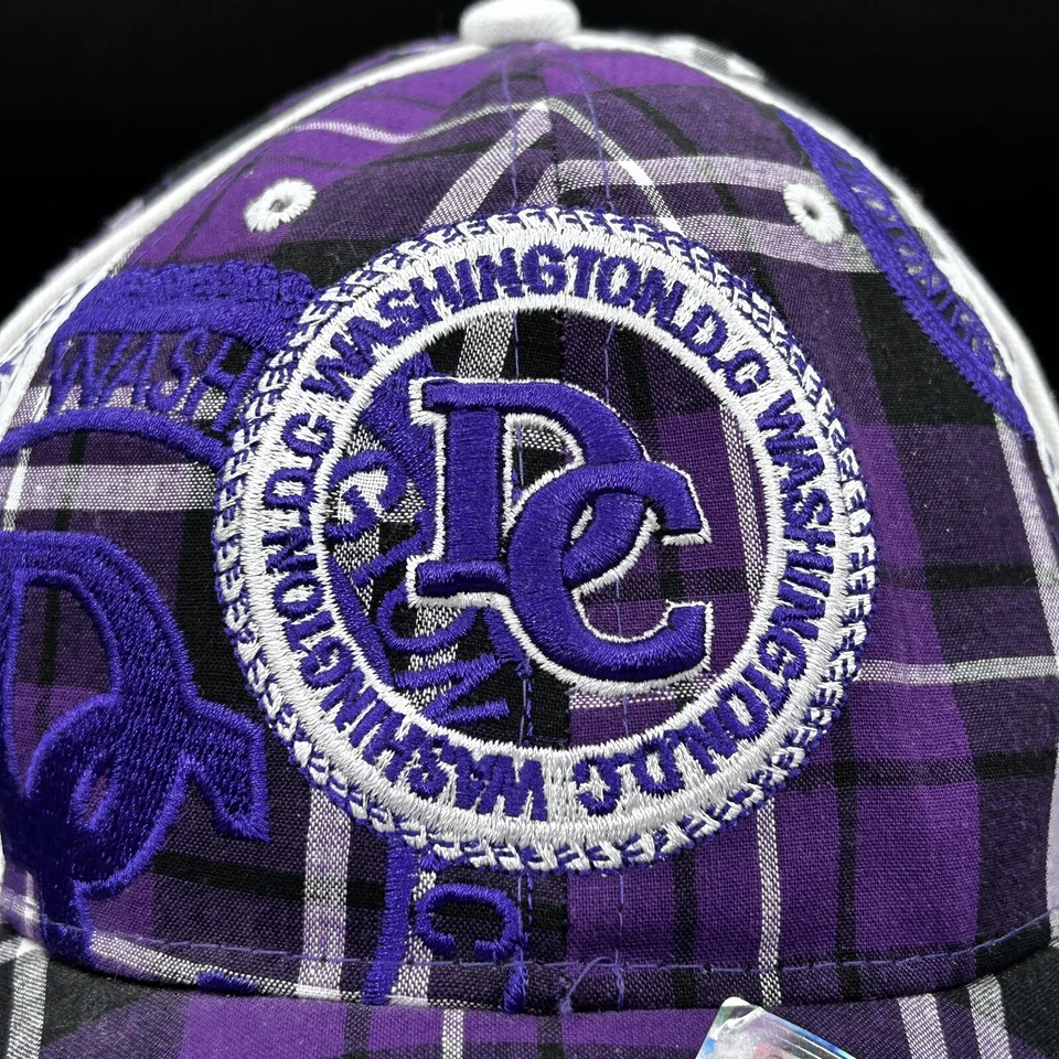 Sombrero Washington D.C. City Hunter Correa Adulto Púrpura Blanco Cuadros Algodón Usado en Excelente Condición Foto 2 de 4