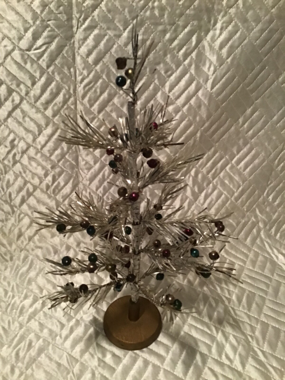 VINTAGE SILVER CHRISTMAS TREE MERCURY BEADS WOOD BASE JAPAN eBay
