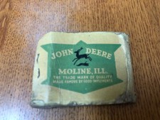 VTG JOHN DEERE 2 CYLINDER TRACTORS ADVERTISING MATCHBOOK MOLINE - SPRING VALLEY