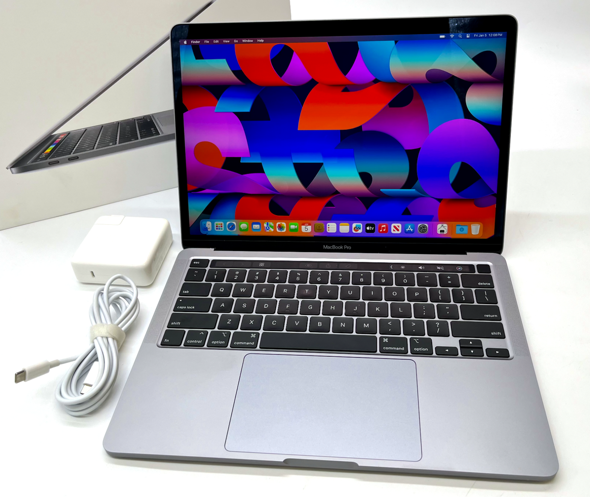 2020 APPLE MACBOOK PRO 13.3 2020 APPLE MACBOOK PRO 13.3