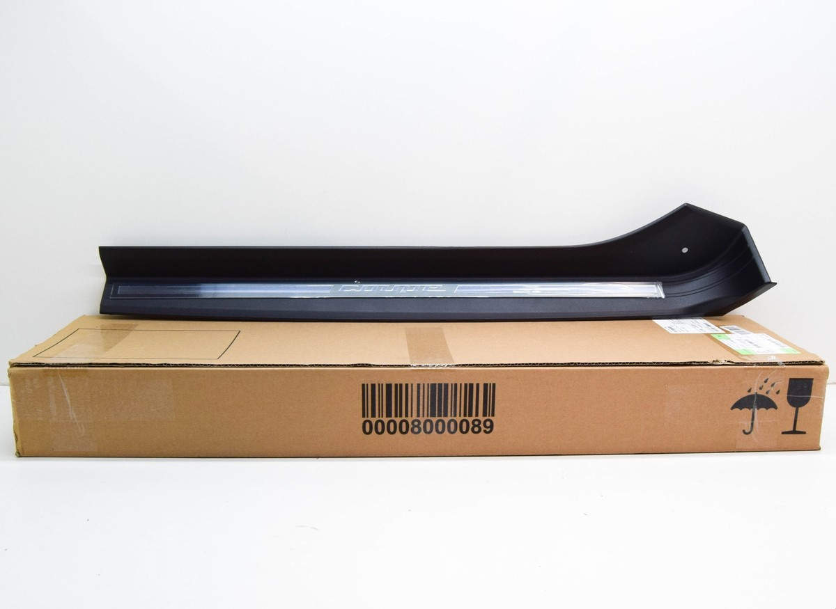 NEW BMW Z3 COUPE E36 LEFT DOOR SILL TRIM 51478410153 8410153