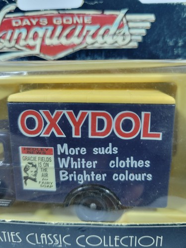 LLEDO Vanguards DG59 012 1950 BEDFORD 30 CWT TRUCK - OXYDOL SOAP POWDER #36 - Picture 10 of 18