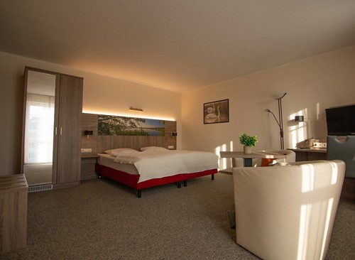 Kurzreise Waren an der Müritz Hotel zur Sonne 2 Personen 3 - 8 Tage Frühstück - Bild 11 von 12