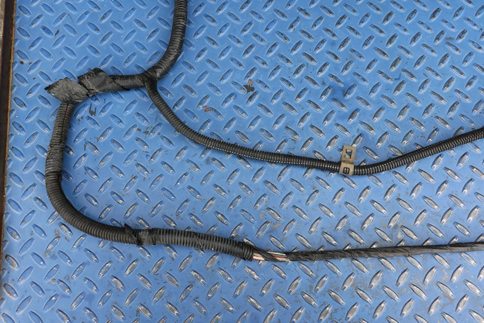 Жгут проводов датчика ABS 1994 Chevrolet Corvette C4 12130496 - Изображение 4 из 4