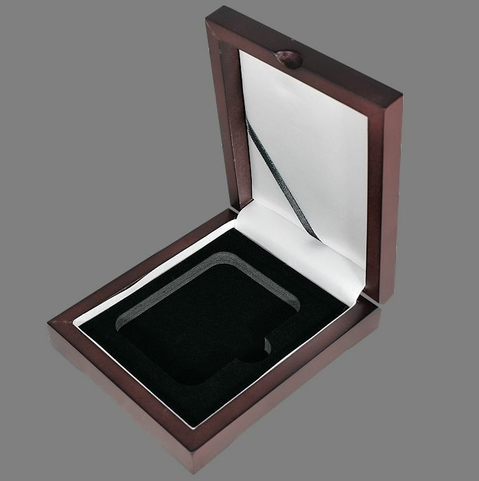 Guardhouse Holzbox Für 2 Münzen – Mahagoni, Mit Schaumstoff-Einsätzen, Passend Für NGC/PCGS/Little Bear, 7,5x8,9 Cm Guardhouse Holzbox Für 2 Münzen – Mahagoni, Mit Schaumstoff-Einsätzen, Passend Für NGC/PCGS/Little Bear, 7,5x8,9 Cm