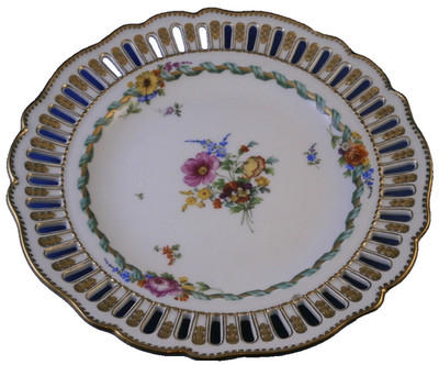 Antique 19thC Meissen Porcelain Service w/Green Ribbon Plate Porzellan Teller