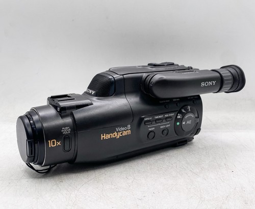 Sony CCD-FX420 Video-8 Handycam Video Camera Recorder - DOESN'T POWER UP - Picture 1 of 5