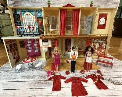 High School Musical 3 East High School Doll House w/ Furniture Dolls & Music!