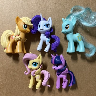 My Little Pony Figures - Lot of 5 - Fluttershy , Rarity, Twilight, Applejack +