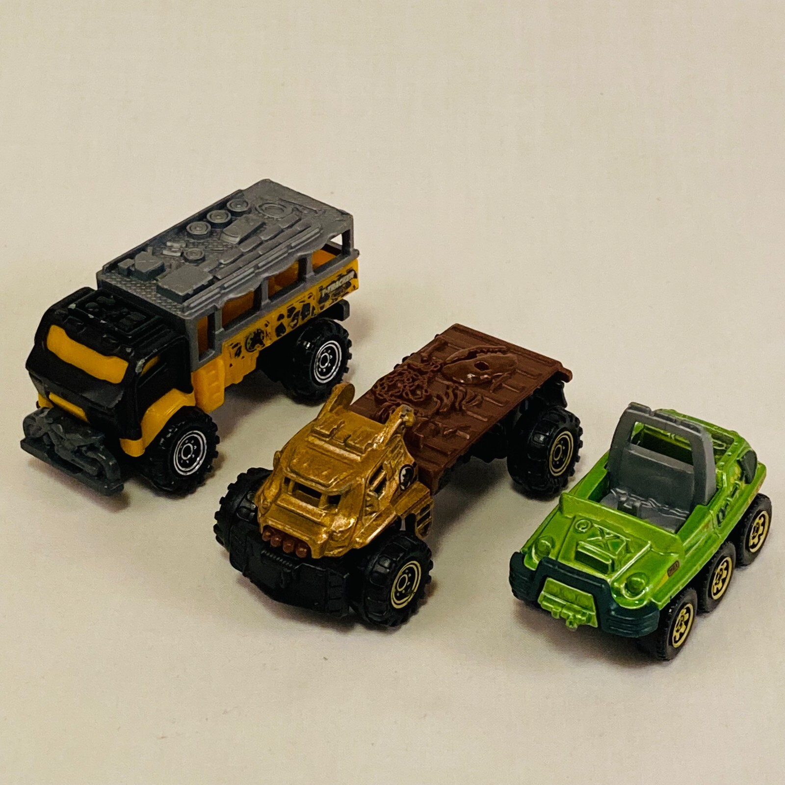 Matchbox Jungle Crew Lot of 3 Trucks, Travel Tracker, Mauler Hauler, ATV 6x6
