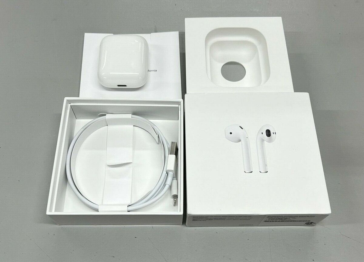 Apple AirPods 2nd Generation with Case - White MV7N2AM/A 703669904817 eBay