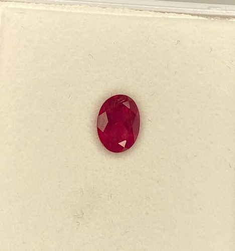 Facettierter RUBIN *Winza, Tansania* (1.08 ct) Faceted Ruby - Picture 3 of 7