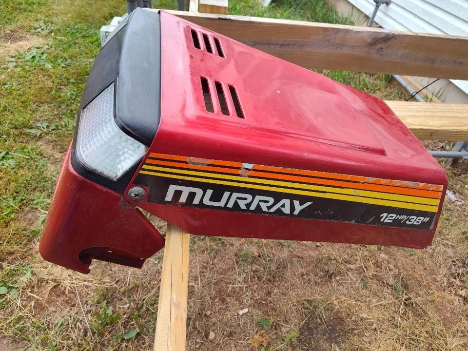 Capô para trator de equitação Murray - Imagem 2 de 4