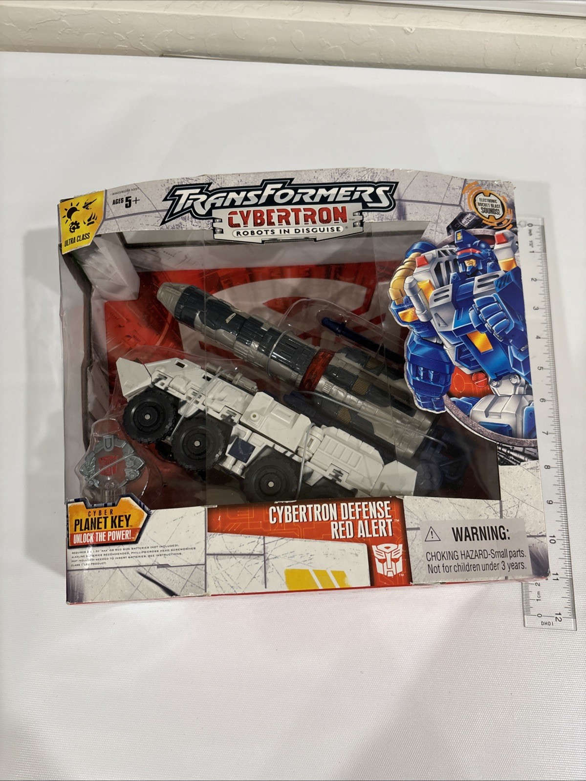 Transformers Cybertron Cybertron Defense Red Alert 2005 Hasbro New Sealed