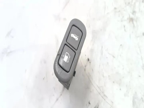 KIA SORENTO I JC Schalter zum Öffnen des Kraftstofftanks 935503E000 27172752