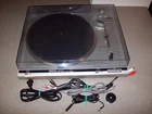 Technics Quartz Direct Drive Automatic Turntable SL-Q200