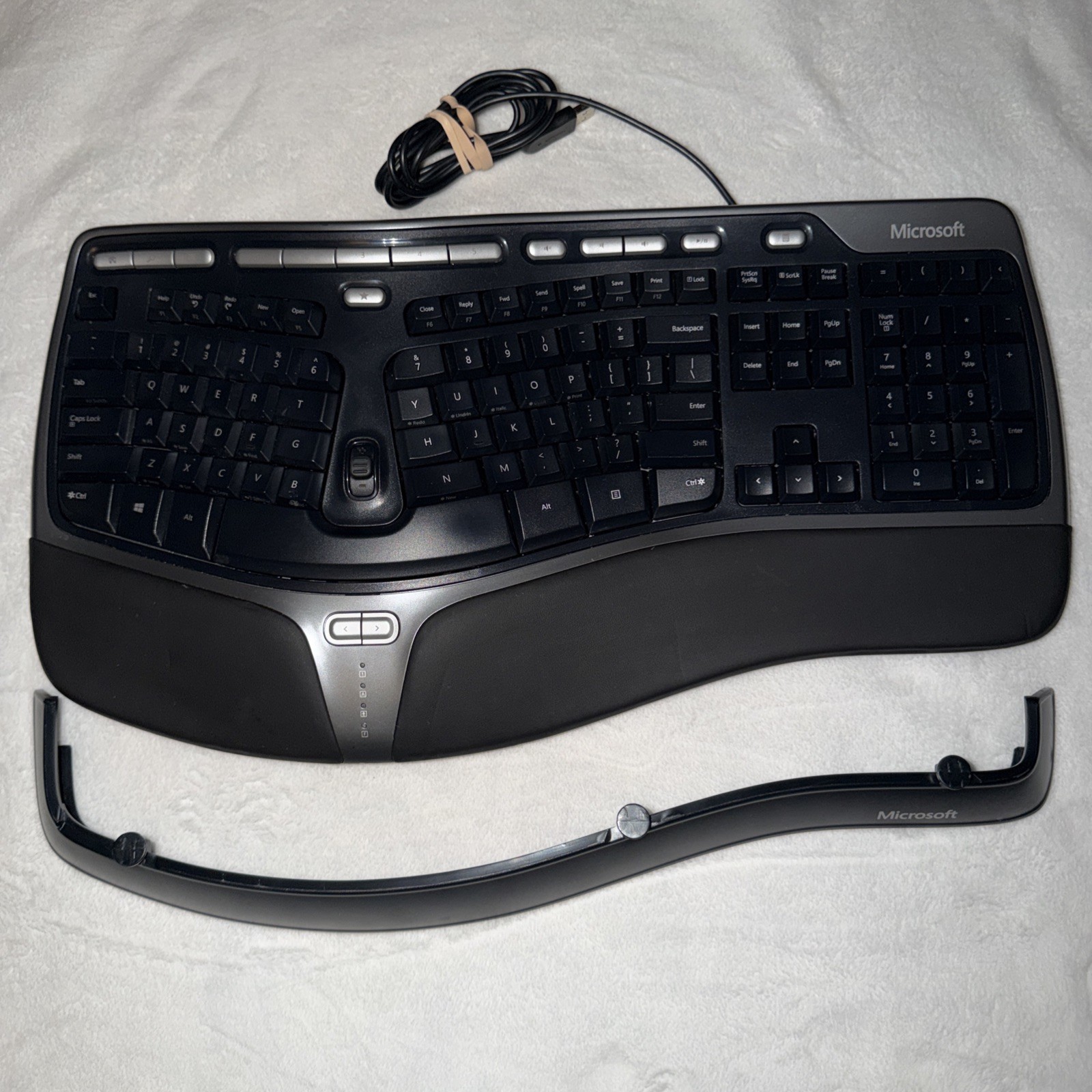 Microsoft Natural Ergonomic Keyboard 4000 v1.0 KU-0462 USB W
