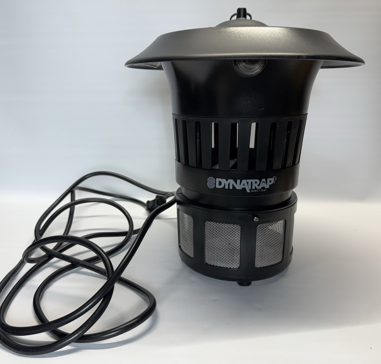 DynaTrap DT1100 Wall Mount 1/2 Acre Insect Trap