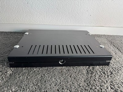Linn Sneaky Music DS Stereo Vollverstärker mit Streamer Netzwerk in schwarz