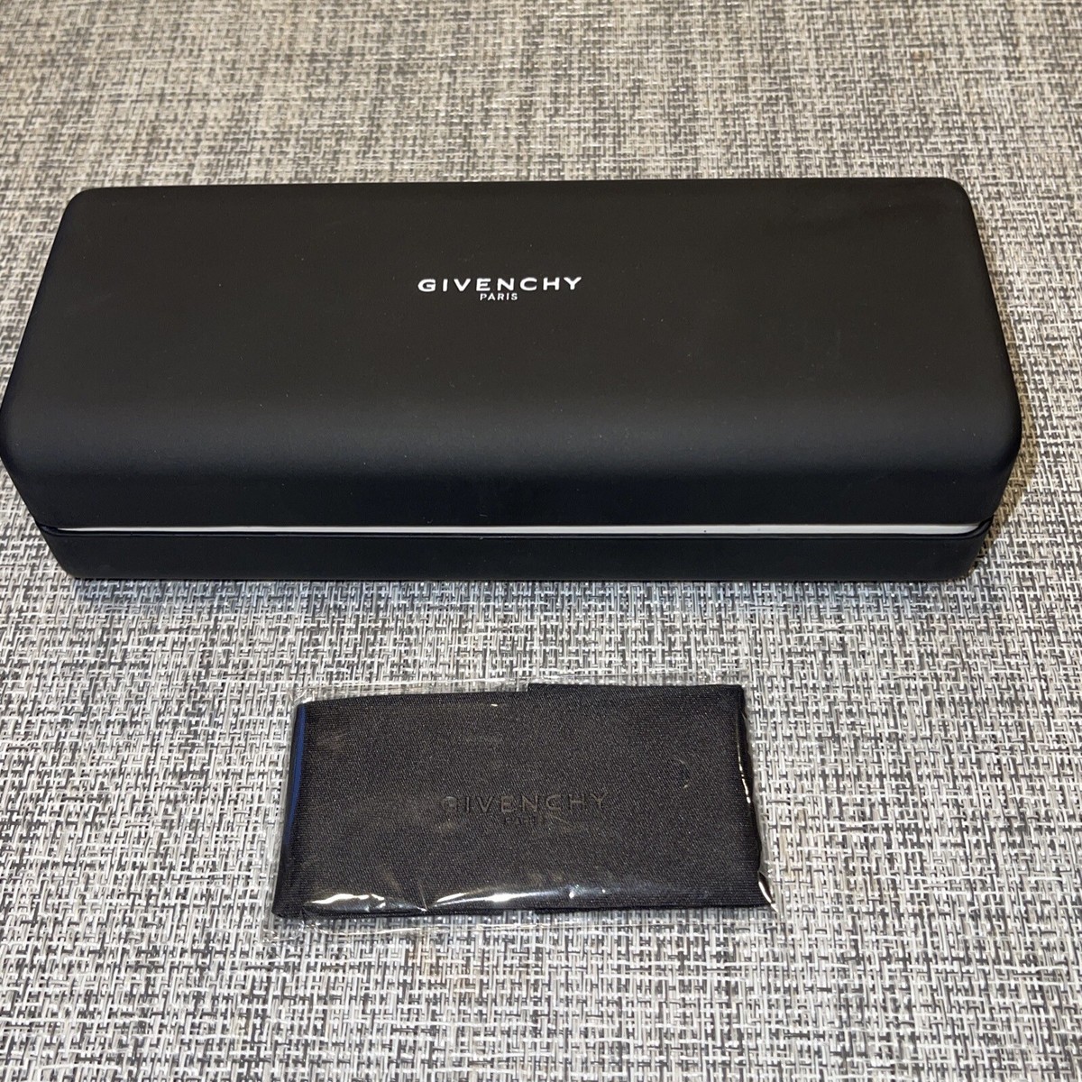 GIVENCHY ブラウン サングラス ケース付き GIVENCHY ブラウン サングラス ケース付き