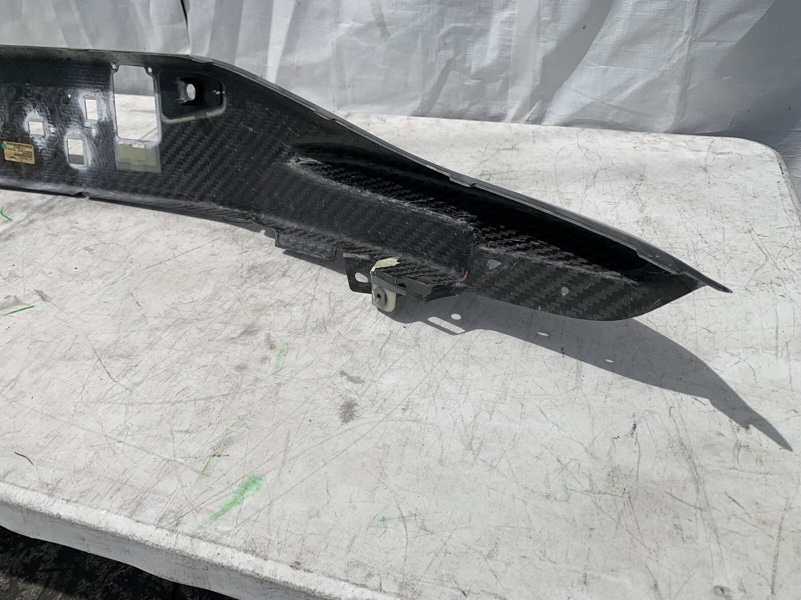 2018-22 ASTON MARTIN DBS FULL CARBON REAR BUMPER INSERT/  KY7317E955AB OEM
