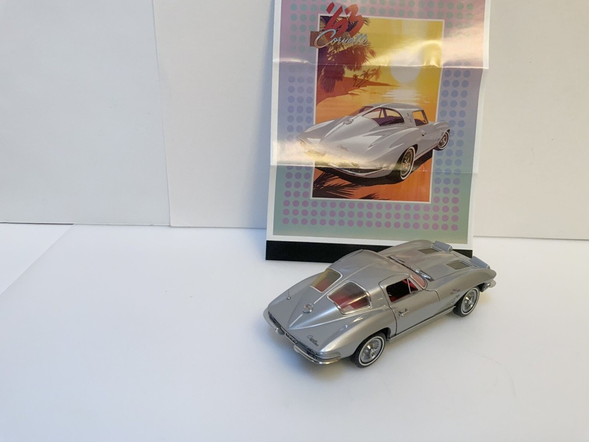 Altaya 1:43 Chevrolet Corvette Stingray Année De Construction 1963 Bleu Argente Metallique Magapsting