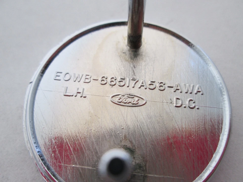 NOS  1980 Mercury Cougar Left Roof Side Ornament E0VY-66517A56-AA  Foto 3 de 4