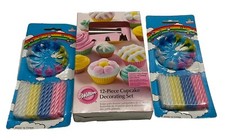 Wilton Cupcake/cake Decorating Icing Set W/Tips 12-Piece 4 tips, 8 bags, Instr 
