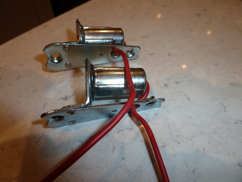 Mg TC side light single element internal fittings pair off - Picture 2 of 2