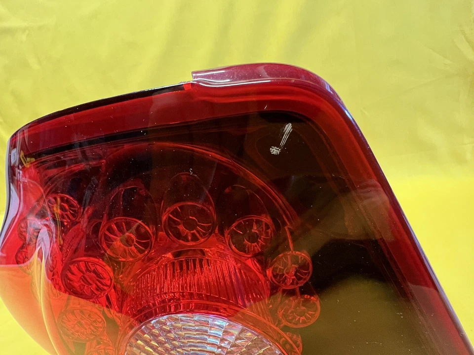 Dodge Avenger 2011-2014 luz trasera izquierda lado del conductor lámpara giratoria 5182523AF Foto 3 de 4