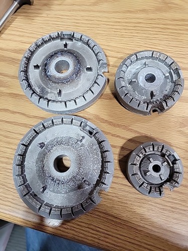 Juego de 4 cabezales de quemador Whirlpool Range # W10732322 W10732320 W10732319 - Imagen 2 de 7