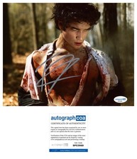 TYLER POSEY SIGNED TEEN WOLF SCOTT MCCALL 8x10 PHOTO - ACOA COA