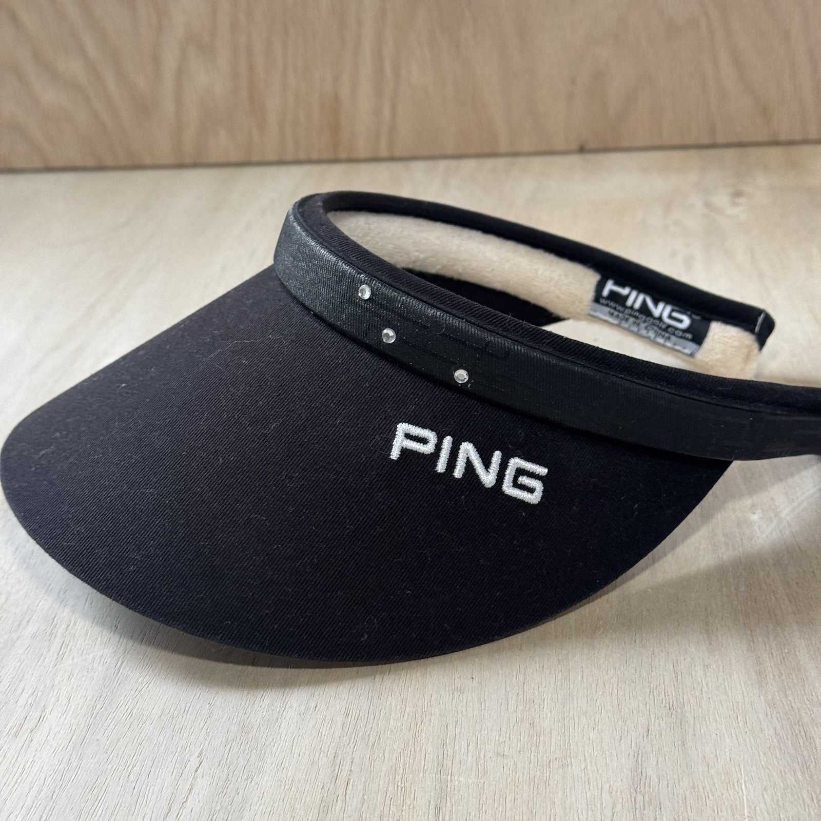 Visor Osfm - Black Pattern Rhinestones