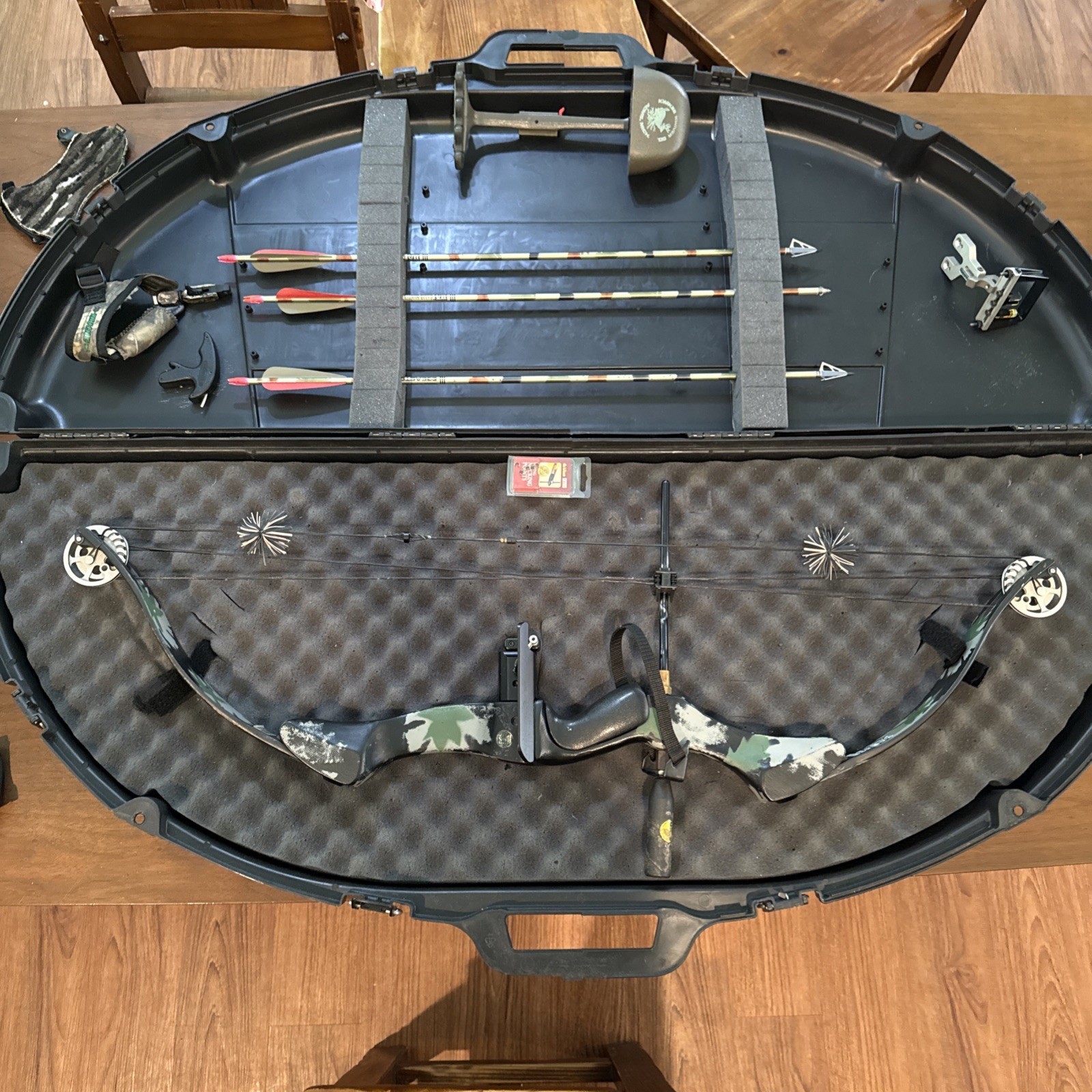 PSE Carroll Marauder Compound Bow 29 in Draw Length Case Arrows Release And More