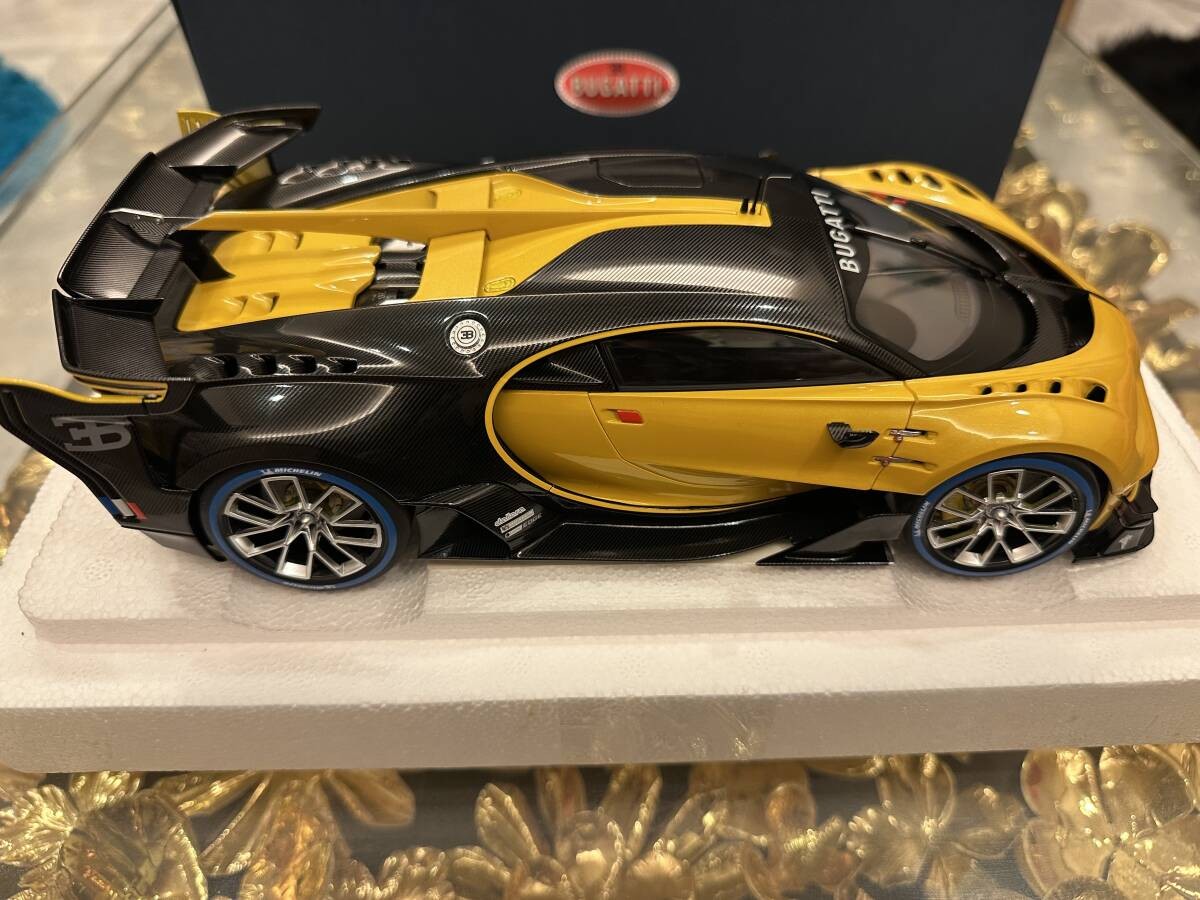 1/18 オートアート Bugatti Vision GTスケール ミニカー Auto art 1/18 Bugatti Vision Gran Turismo (Metallic Yellow
